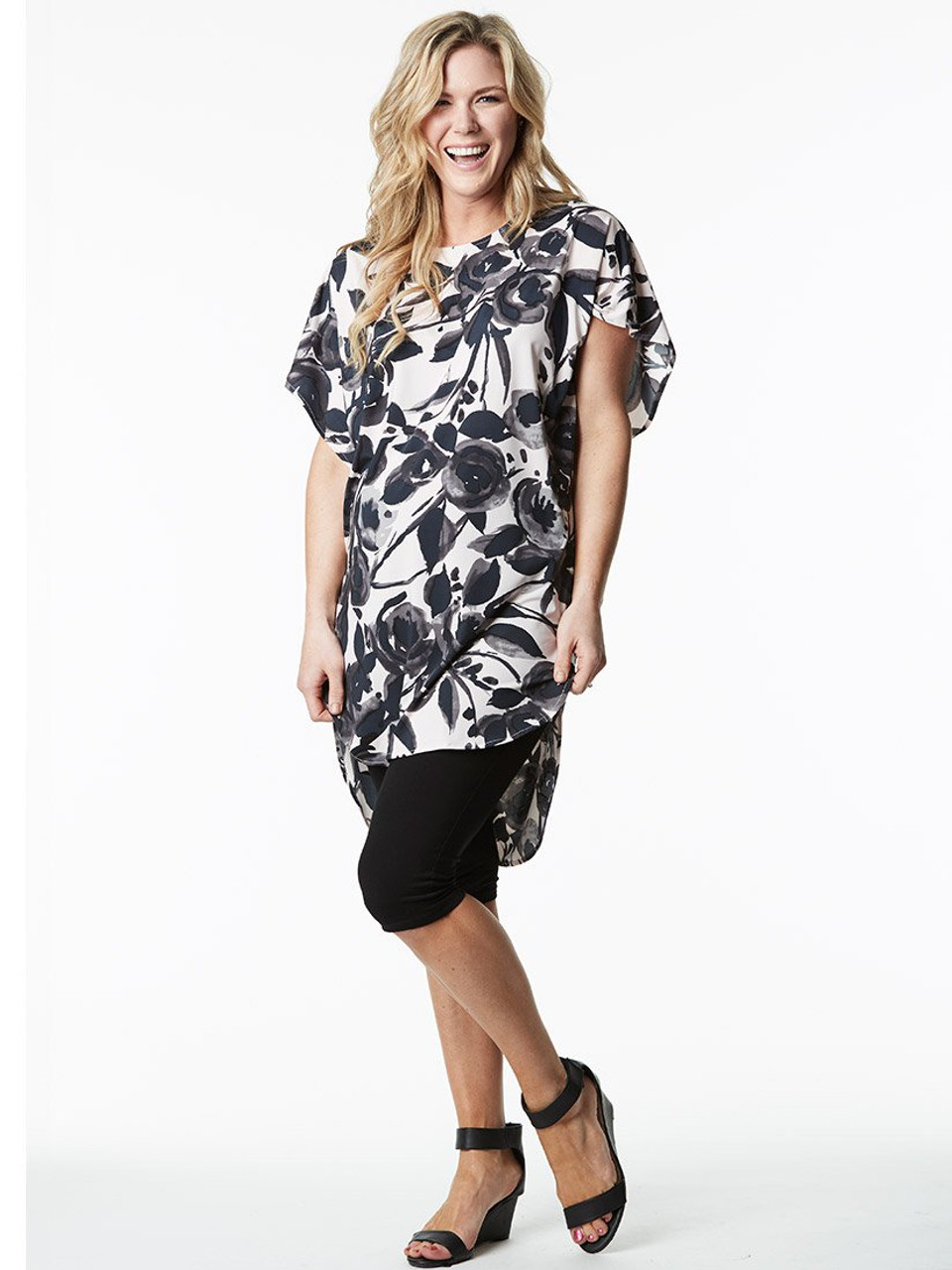 Breastmates ++ Kaftan Style Dress ++ Watercolour Print