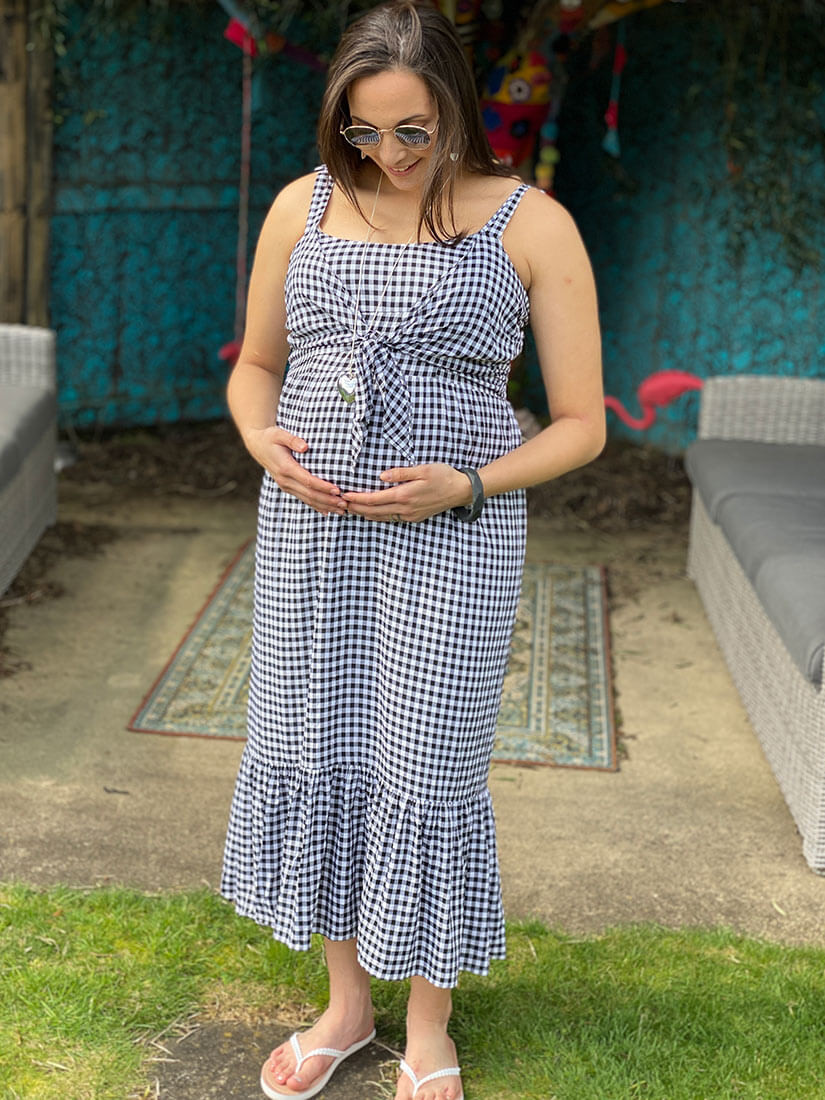 Summer Must-Have . Gingham Midi Dress 
