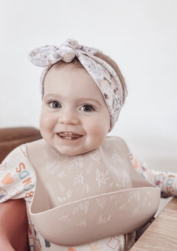 Silicone Bib & Spoon - Stone Silicone Bib & Spoon - Stone