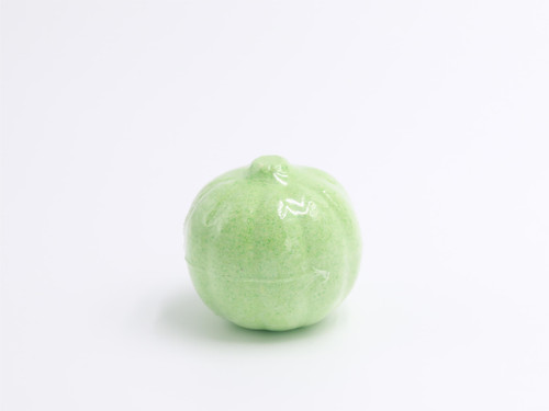 Pumpkin-shaped Bath Bomb With A Bracelet (green Tea/120g) : 6975959836274 : Mumuso
