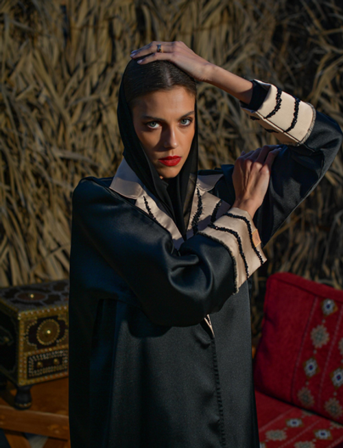 Back Abaya With Cream Lapel : F251-Black : Harvey Nichols