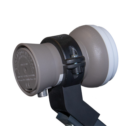 GEOSATpro SL1PLL on GEOSATpro 90cm Dish (clamp is not included with LNBF)