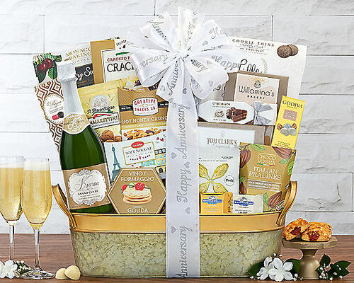 Golden Anniversary Gift Basket Golden Anniversary Hamper 68664.1645437531.500.750