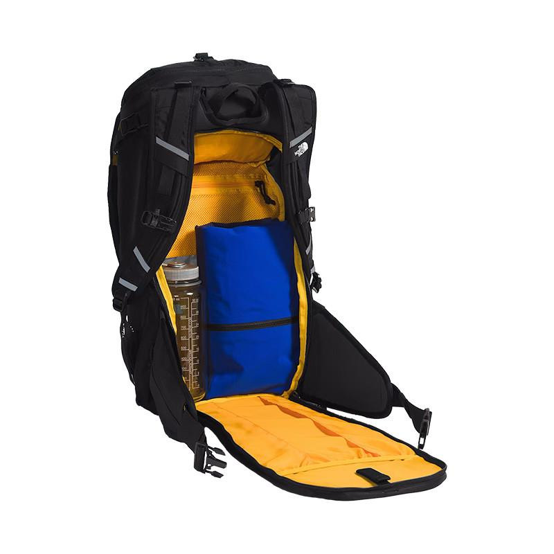 The North Face Snomad 23 Backpack
