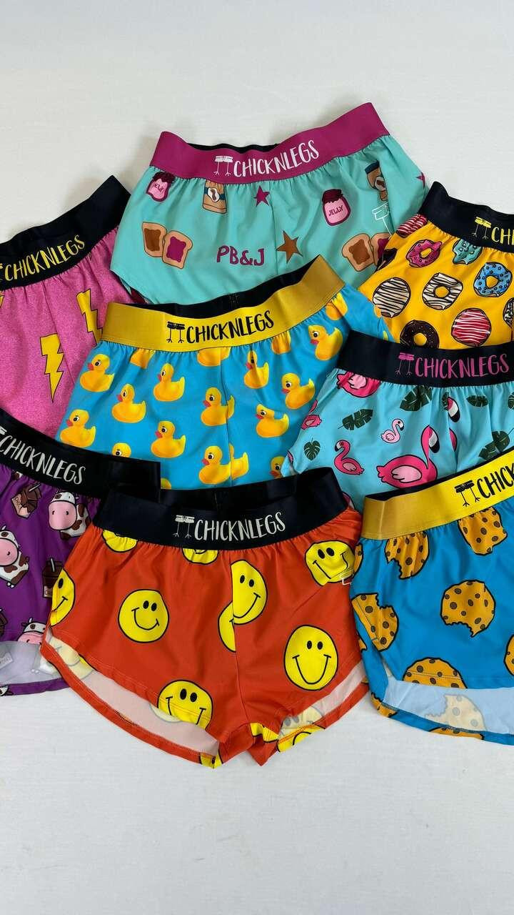  ChicknLegs Women's 1.5" Split Running Shorts 