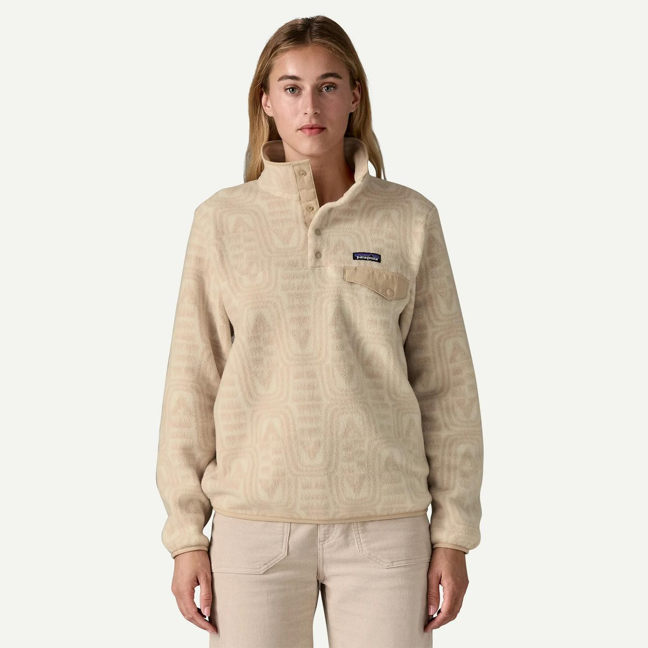  Patagonia Women's Lightweight Synch Snap-T Pullover 