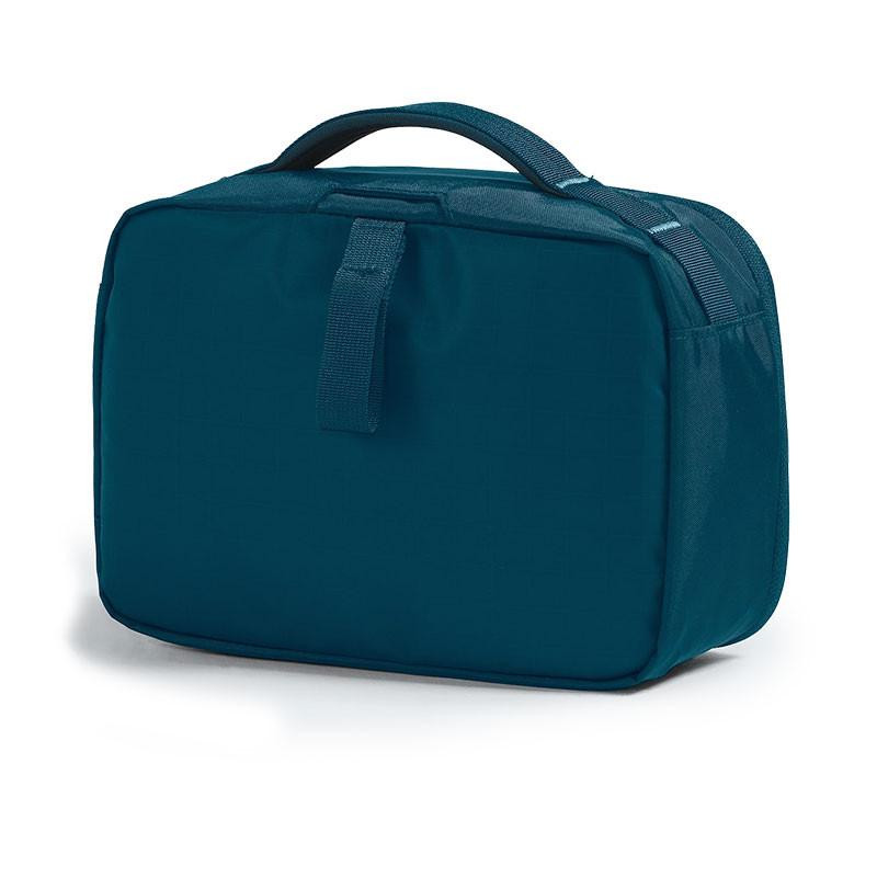  The North Face Base Camp Voyager Dopp Kit 