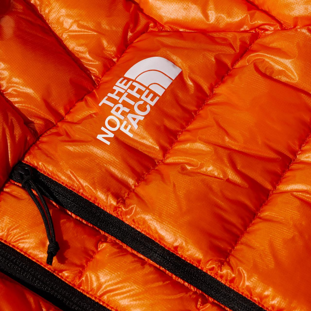  The North Face Men's Summit Down Hoodie 