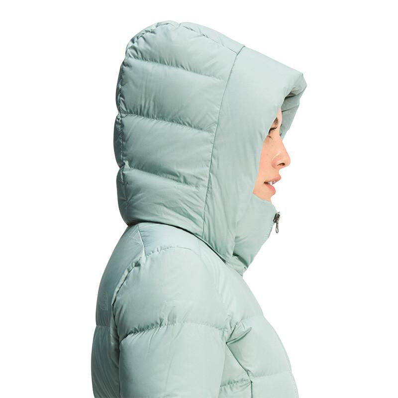  The North Face Women's Metropolis Parka 