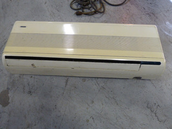 Goodman WMC24-1A Air Conditioning Unit 208-230V 1Ph 60Hz 15A  USED