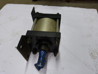 SMC CS1LN180-100 Tie Rod Air Cylinder USED