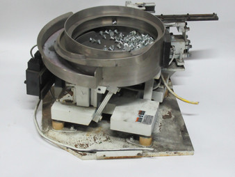 Tarpon EB162A Magnetic Parts Feeder 115V 8.1A 60Hz USED