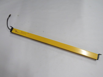 STI MS46-20-870-Q1-X Light Curtain Transmitter 24VDC 285mA USED