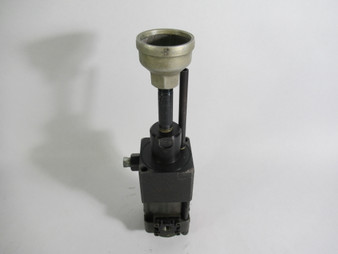 Kosmek AD7300-0-N Hydraulic Unit Pump 4.6kgf 250cm2 *Missing Parts* USED