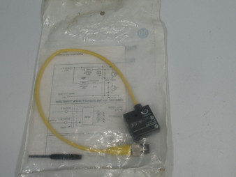 Allen-Bradley 42SMR-7110-QD Ser B Red Trans-Beam Receiver 11-28VDC 1.2W NWB