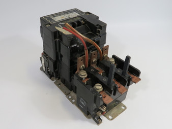 Square D 8536-SEO1-V02 Starter 3-Pole 380/460/575VAC 50HP SHELF WEAR USED