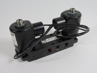 Parker Schrader Bellows 529001115 Double Solenoid Valve 150psi SHELF WEAR USED