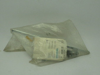 Siemens 8UC6210-1BD Rotary Drive Mechanism Handle w/ Masking Plate NWB