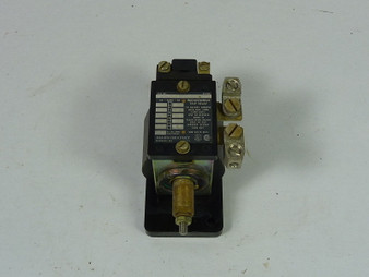Allen-Bradley 809-A01E Instant Trip Relay 2A Coil Current  USED