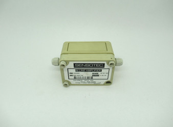 Sensotec 060-6827-03 Strain Gauge In-Line Amplifier *Missing Screw* USED