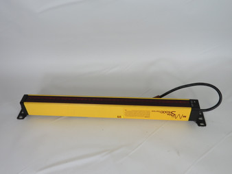 STI MS46SR-20-435-Q1-R-NC-FP Light Curtain Receiver 19/30/41mm Object Size USED