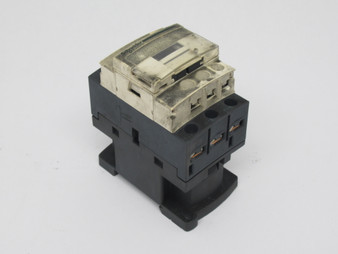 Schneider Electric LC1D18SC7 Contactor 575V 50/60Hz Coil 3NO 18A *STAINED* USED