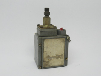 Square D 9012-GAW-5 Ser.C Pressure Switch 3-150PSI 1/4" NPTF *FADED LABEL* USED