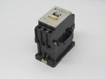 Allen-Bradley 100-A38ND3 Contactor Ser. C 110/120V 50/60Hz 3P 690V 38A USED