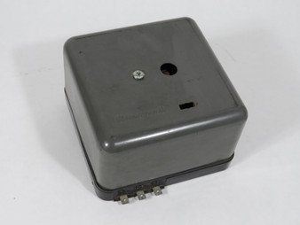 Honeywell RA890G1260 Burner Primary Control 120V 50/60Hz USED