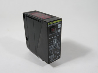Omron E3JM-DS70M4T-US Diffuse-Reflective Sensor 24-240VAC SHELF WEAR USED