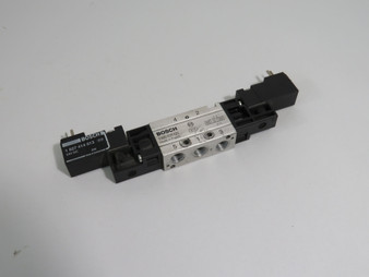 Bosch 0.820.038.626 Pneumatic Directional Valve 24 VDC USED