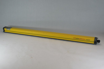 Leuze CT30-900 Light Curtain Transmitter 24VDC 75mA 30mm Resolution 900mm H USED
