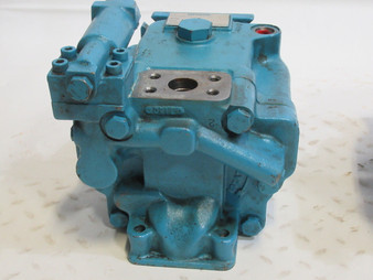 Vickers PVH57QPC-RF-1S-10-C14-31 Piston Pump 57.4cm3/r SHELF WEAR NOP