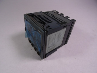 Eurotherm 2204/NS/VH/XX/XX Temperature Controller  USED