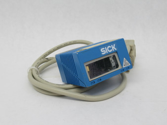 SICK CLV421-0010 Barcode Scanner 10-30VDC 3.5W SHELF WEAR USED
