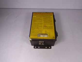 STI 43268-0160 4300B-2 Light Curtain Controller   USED