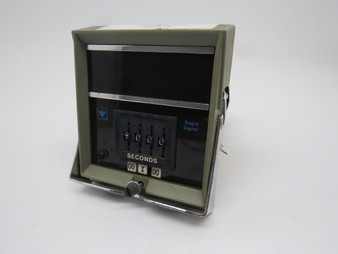 Eagle Signal CT5302A6 Second Timer 4-Digit No Cover USED