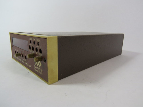 DayTronic 3370 DC Strain Gauge Indicator 105-135VAC 10W 50-400Hz  USED