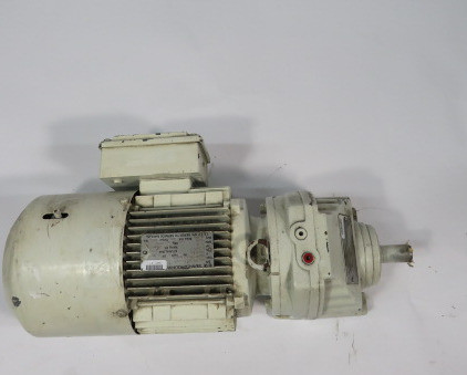 Sew-Eurodrive 2.14HP 3300rpm 230/460V TEFC c/w Gear Reducer 3.20:1 USED