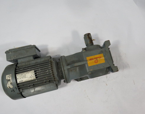 Sew-Eurodrive 3HP 75rpm 230/460V TEFC 3Ph c/w Gear Reducer 22.66:1 USED