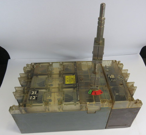 Klockner Moeller NZM11-500 Circuit Breaker 600VAC 400A 3P *Condition*  AS IS