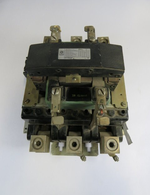General Electric CR160APL Contactor 200A  USED
