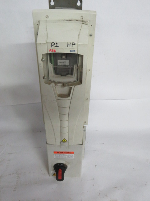 ABB ACH550-PDR-017A-6+B055 AC Drive 3Ph 15HP 500/600V 17A Height NO KEYPAD USED