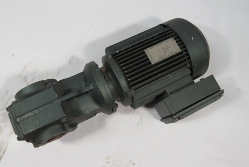 Sew-Eurodrive 1.5HP 1740/142.00rpm 330/575V TEFC w/ Gear Reducer 12.10:1 USED
