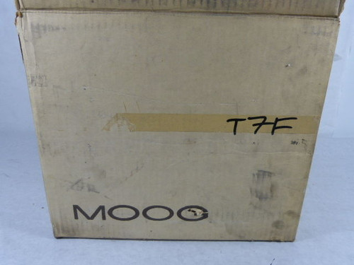Moog 305-121A Servo Motor Brushless Max 4450RPM 350V 8.36Nm  NEW