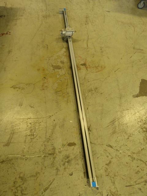 Festo 193742 DGE-25-2100-ZR-LK-RH-KF-GK Toothed Belt Drive 2100mm Stroke USED