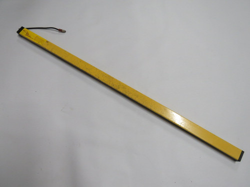 STI MS46SR-20-1305-Q1-R-NO-FP Light Curtain Receiver CUT WIRE COVER USED
