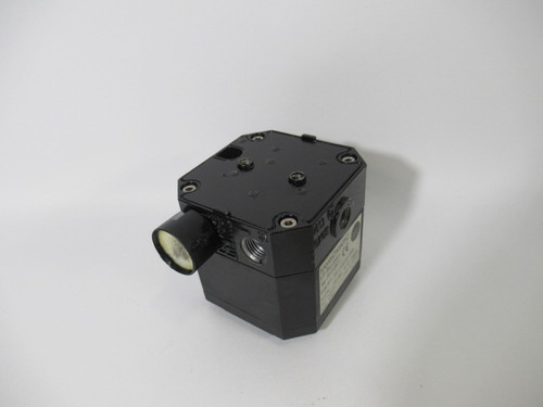 SamSomatic 3913-0001 Electropneumatic Converter 1/4-18NPT 0-20mA USED