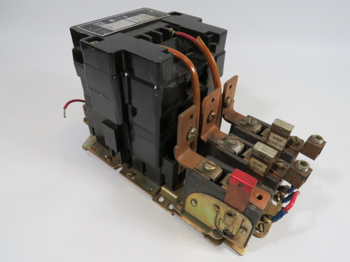 Square D 8536-SEO1-V02 Starter 3-Pole 460/575VAC 50HP SHELF WEAR USED
