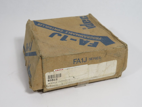 IDEC PFJ-T081U 8-Relay Output Module 240V 1.5/2A 120V 4.5A SHELF WEAR NEW